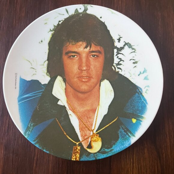 71-(VC) Vintage. Elvis. Special TV Edition. Album & Plastic Collector Plate - Picture 5 of 8